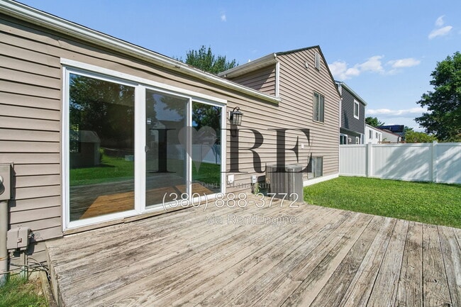 Building Photo - 8376 Covered Wagon Ct