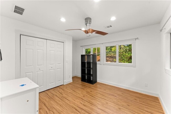 Building Photo - 1495 Spalding Dr