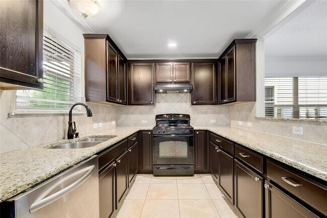Building Photo - 7201 Outfitter Drive