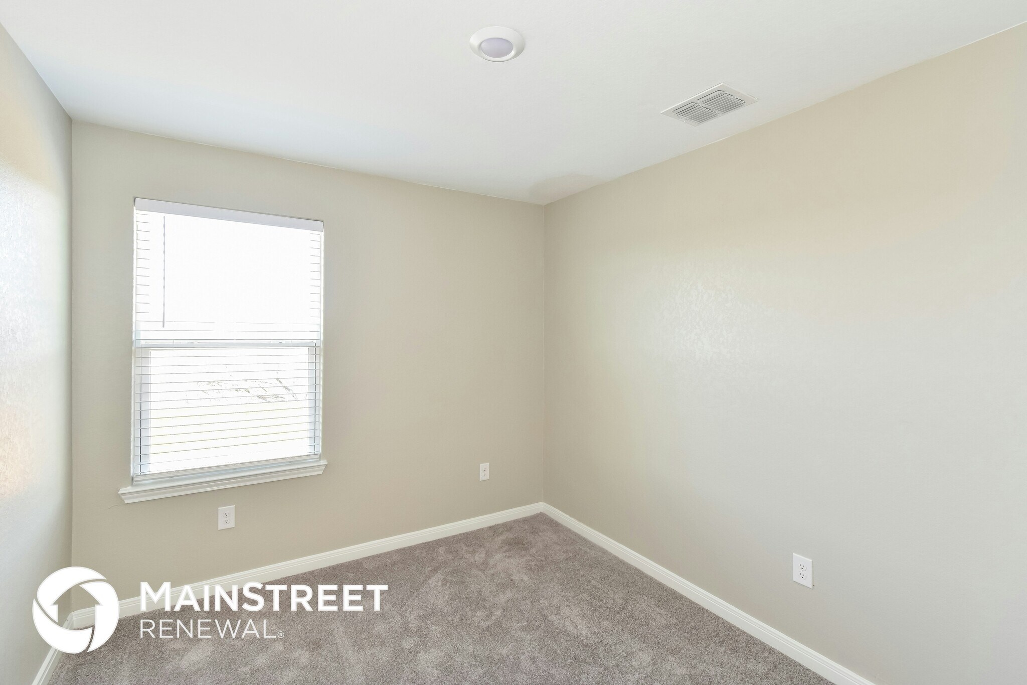 Building Photo - 3223 Begonia Bend