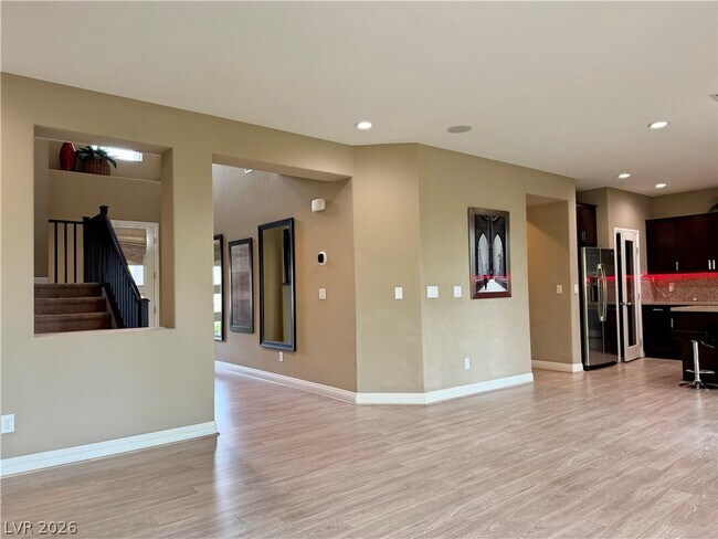 Building Photo - 7025 Solana Ridge Dr