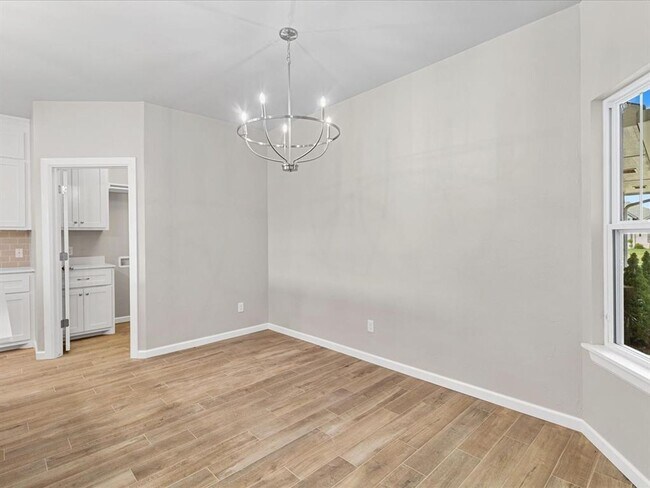 Building Photo - Newer Home For Lease in Washington!