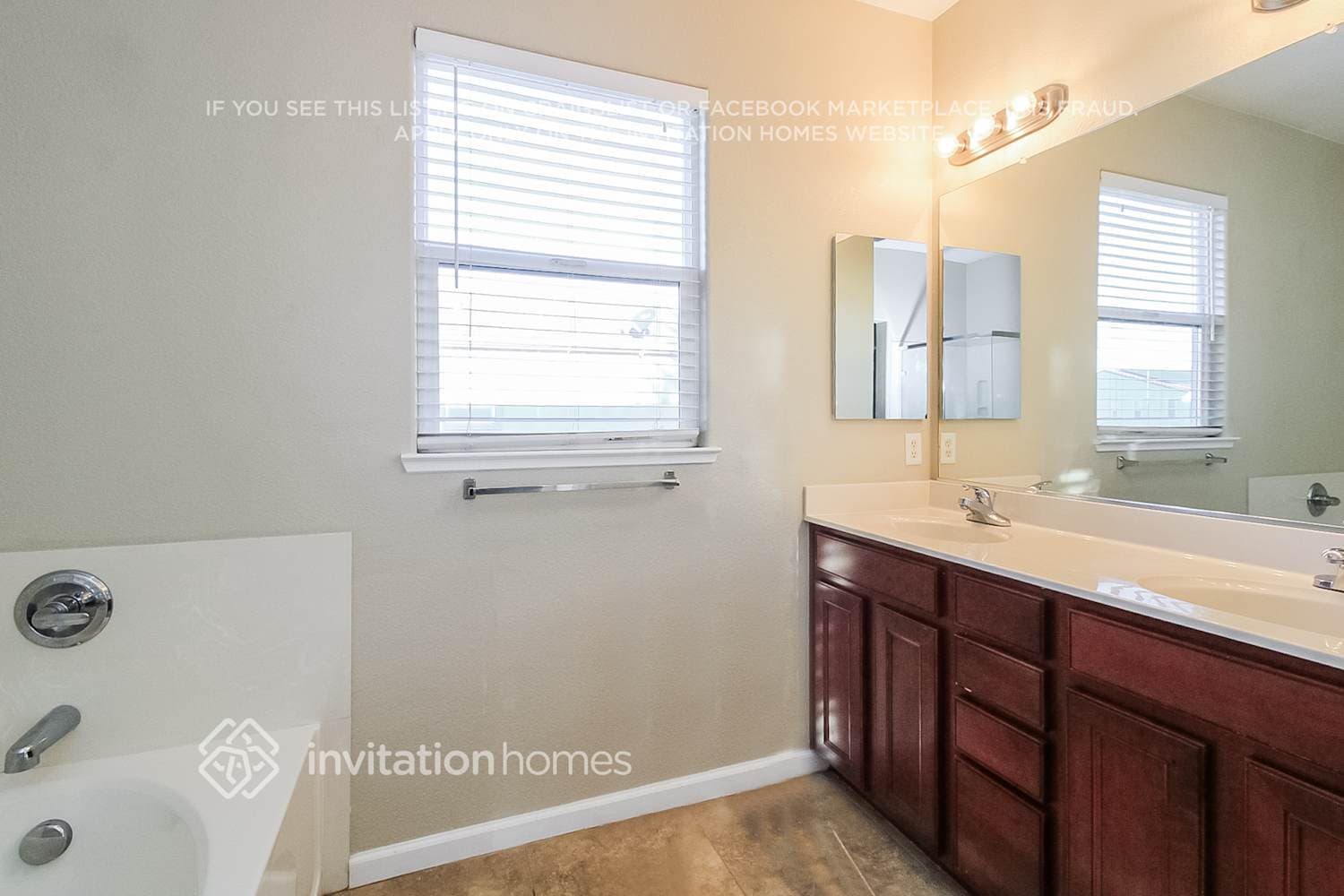 Building Photo - 16 Shadmoor Pl