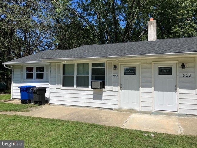 Building Photo - 930 Pemberton Browns Mills Rd