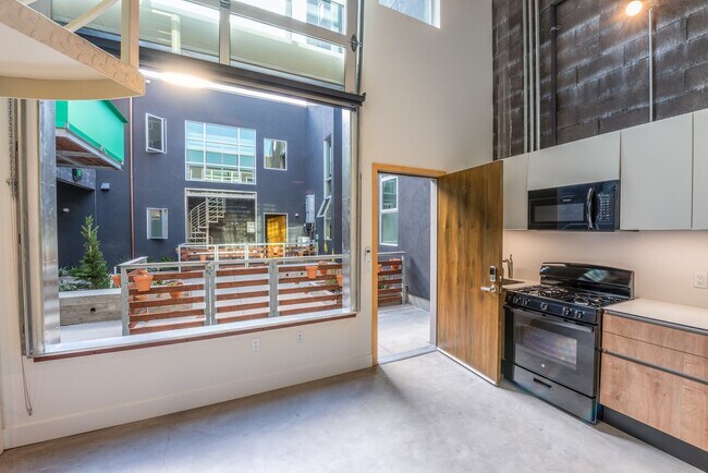 Primary Photo - 3586 Adams Avenue, Unit 05