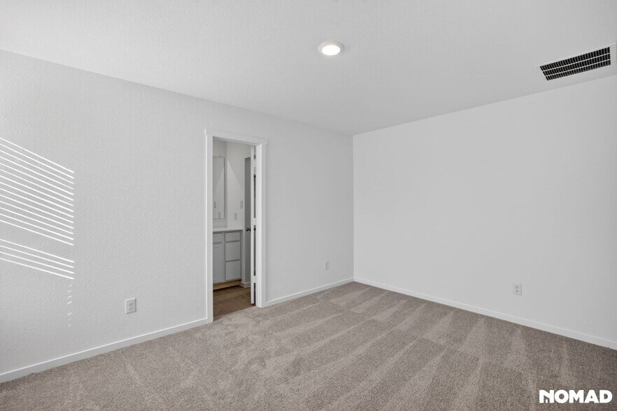 Building Photo - 12153 Steeplechase Dr