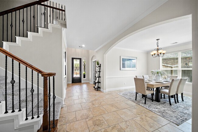 Building Photo - 27910 Wedgeoak Ct