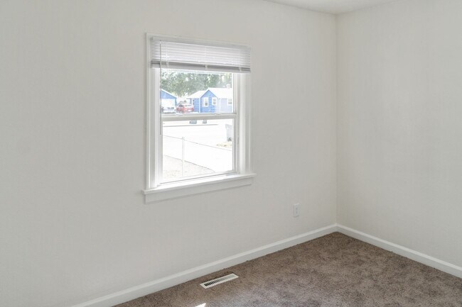 Building Photo - Single Family Home in Spokane Valley!!