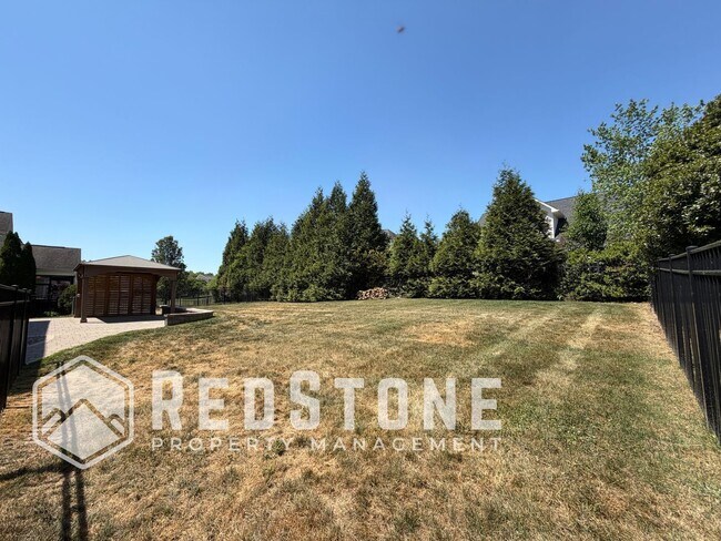 Building Photo - 1823 Buxton Way