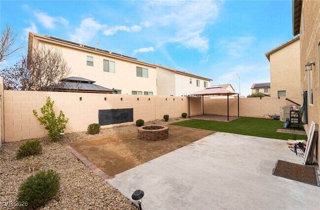 Building Photo - 1216 Fox Grove Ct