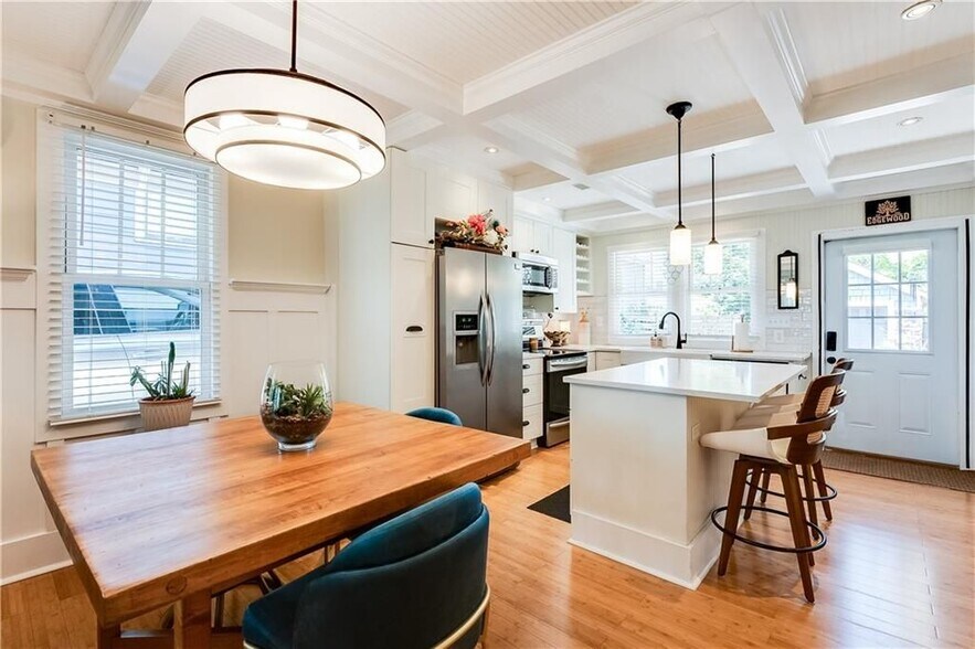 Building Photo - 45 Mortimer St SE