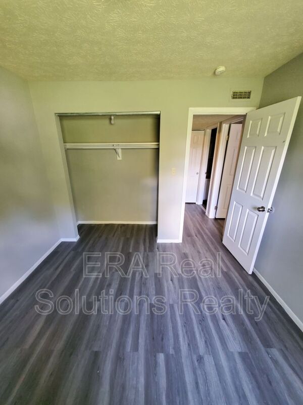 Building Photo - 2269 Courtright Rd