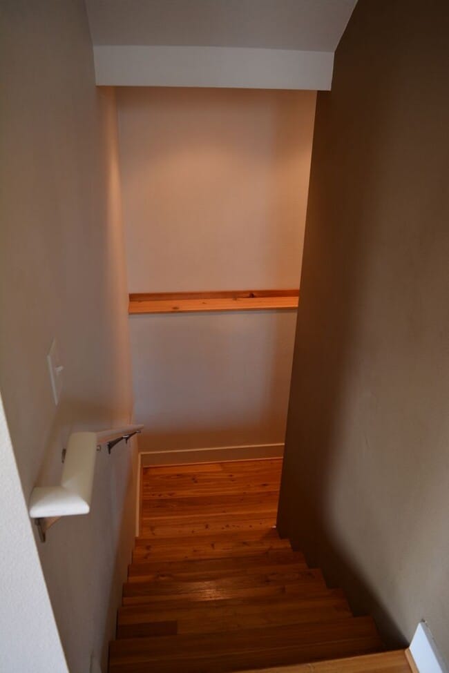 Building Photo - 3 Bed 2 Bath Beautiful Craftsman Home in Missoula $2,900/month