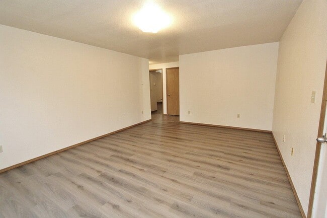 Building Photo - 1310 Poplar St