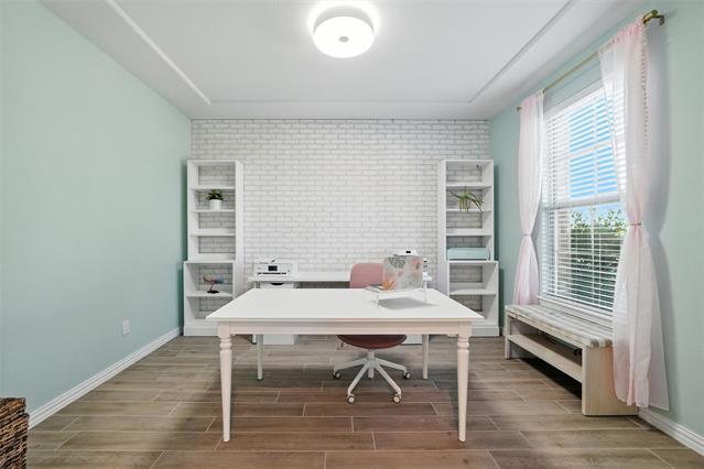 Building Photo - 2141 Olivereta Dr