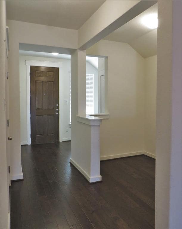 Building Photo - 217 Gidran Trail