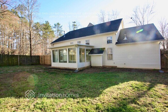 Building Photo - 6602 Cedar Cliff Dr