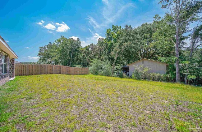 Building Photo - 6347 Burrow Ln