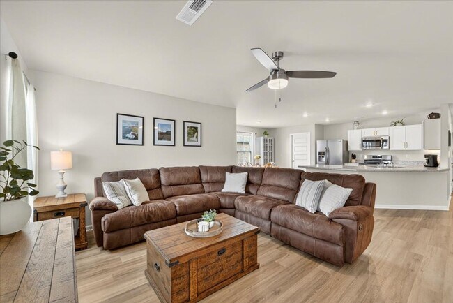 Building Photo - 147 Joya Brk Wy