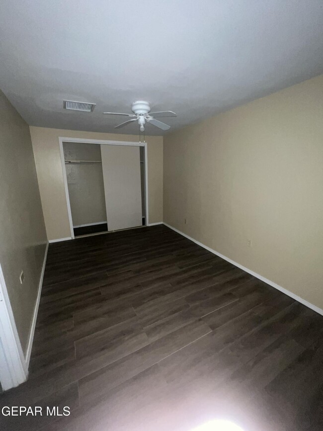 Building Photo - 3017 Altura Ave