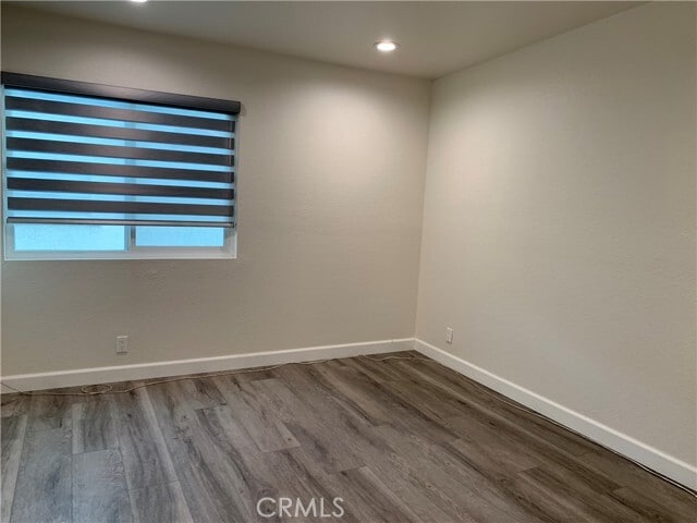 Building Photo - 24224 Sylvan Glen Rd