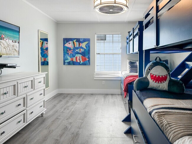 Building Photo - 94 Cobia St