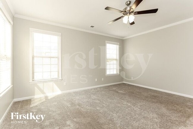 Building Photo - 716 Wood Lily Dr