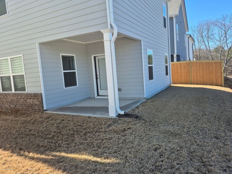 Building Photo - 618 Blaven St
