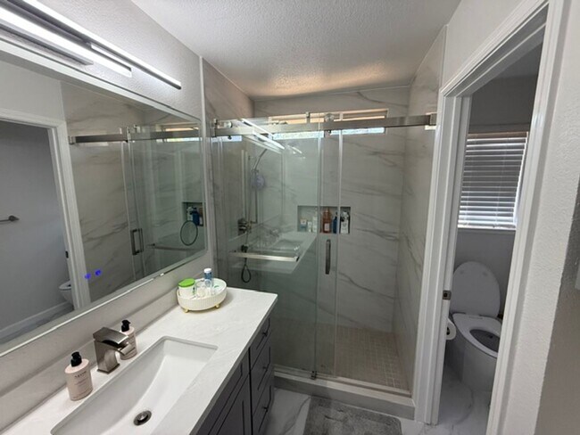 Building Photo - Pleasanton’s Windsor Community 4 bed / 2.5 bath,  Great schools, close to Downtown