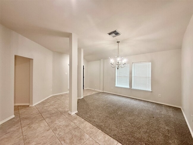 Building Photo - 12404 Shady Brook Dr