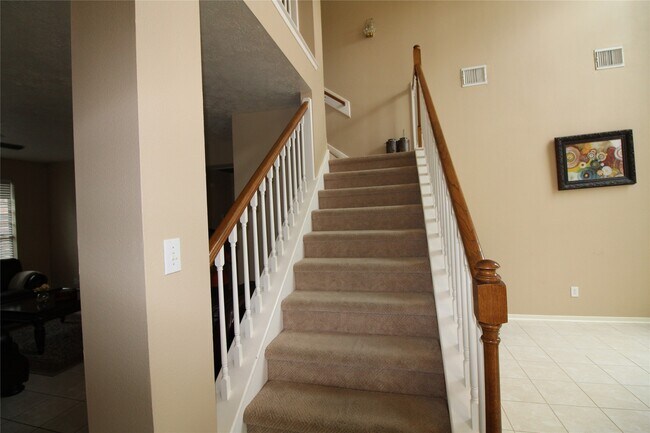 Building Photo - 11406 Oak Lake Vista Ct