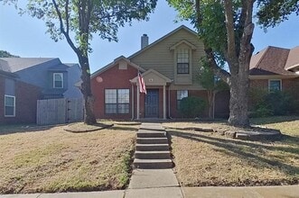 Building Photo - 161 Hunter Dr