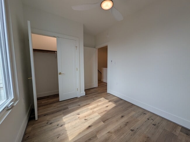 Building Photo - 5900 Fort Ave