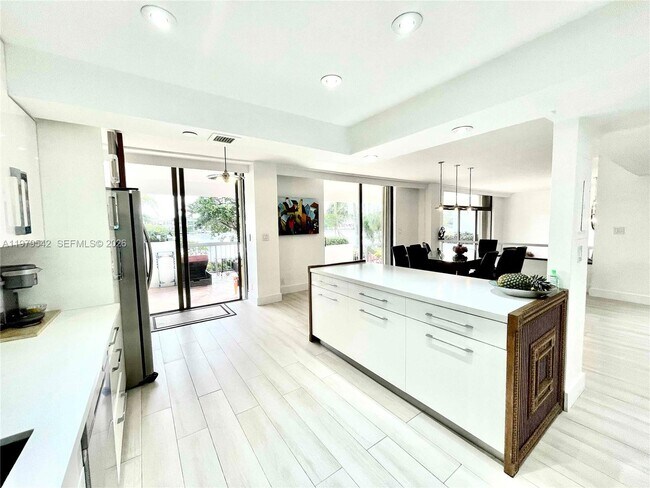 Building Photo - 19707 Turnberry Way