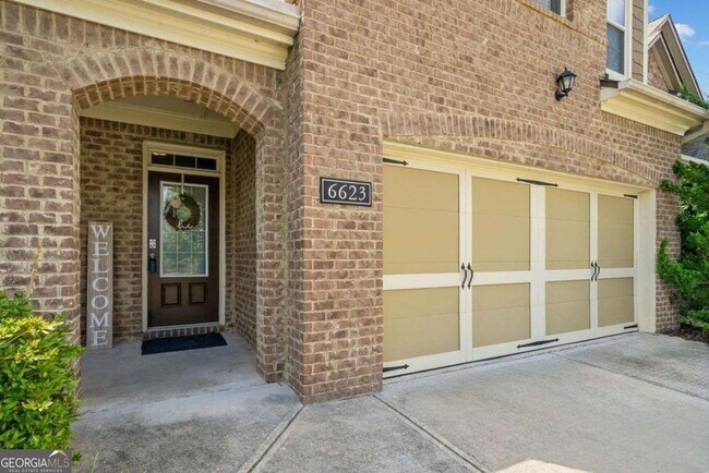 Building Photo - 6623 Rivergreen Rd