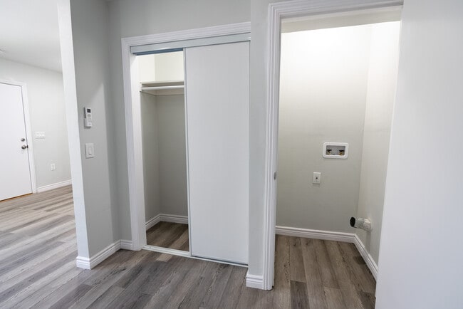 Building Photo - 4236 W 129th St