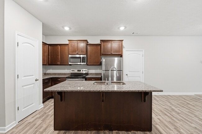 Building Photo - 145 Mandy Ln