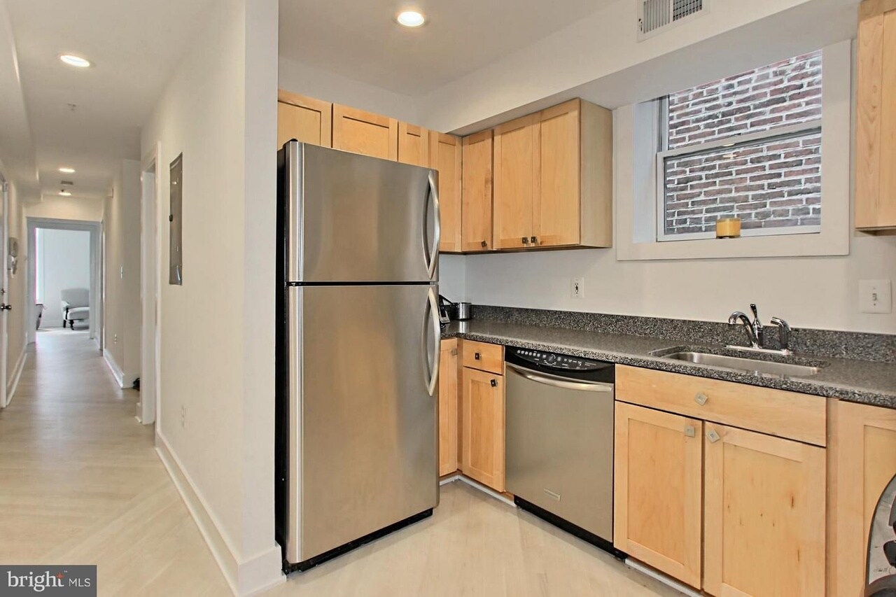 Building Photo - 505 O St NW