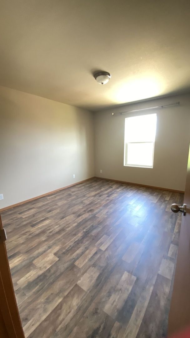 Building Photo - Live Where Convenience Meets Comfort
