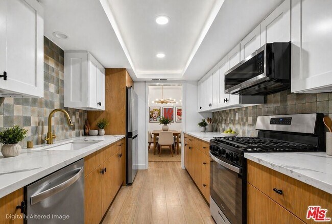 Building Photo - 12030 Valleyheart Dr