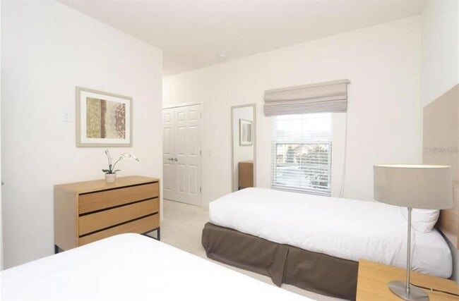 Building Photo - 2729 Corvette Ln