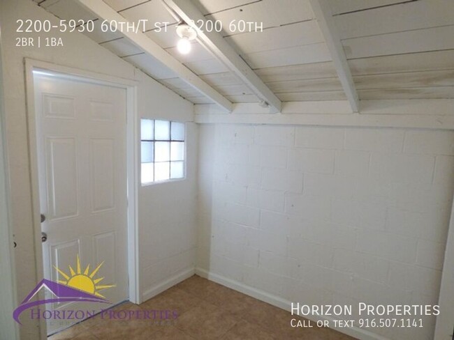 Building Photo - 2 Bed 1 Bath 1,256 sqft Tahoe Park Home