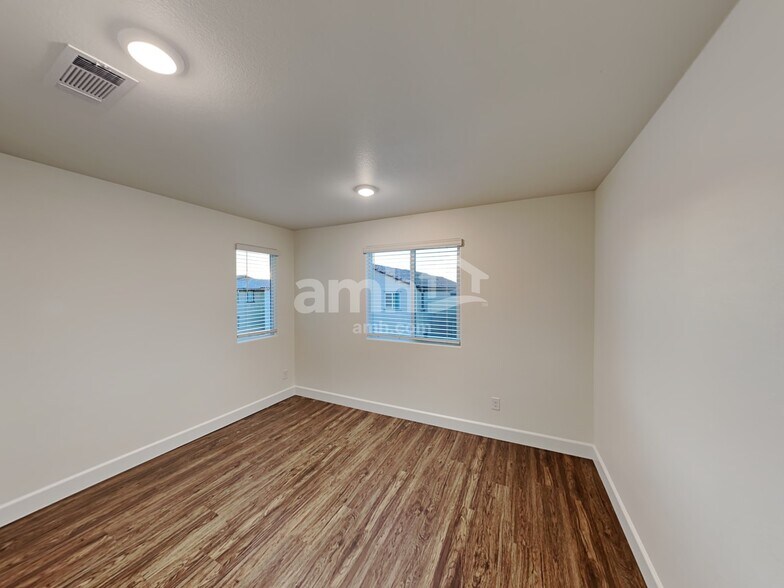 Building Photo - 78 Cabaletta Ln
