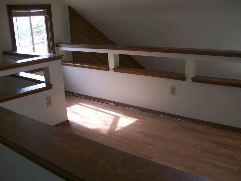 Building Photo - 4501 Boardwalk Dr