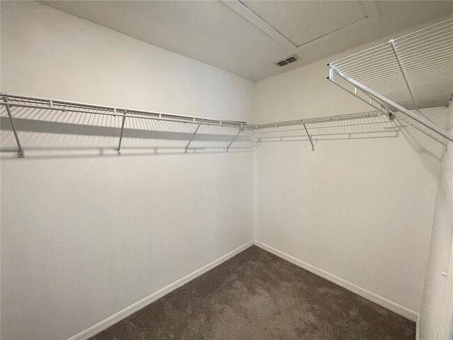 Building Photo - 9768 Pembrooke Pines Dr