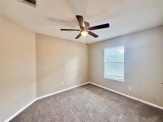 Building Photo - 149 Crizer Ct