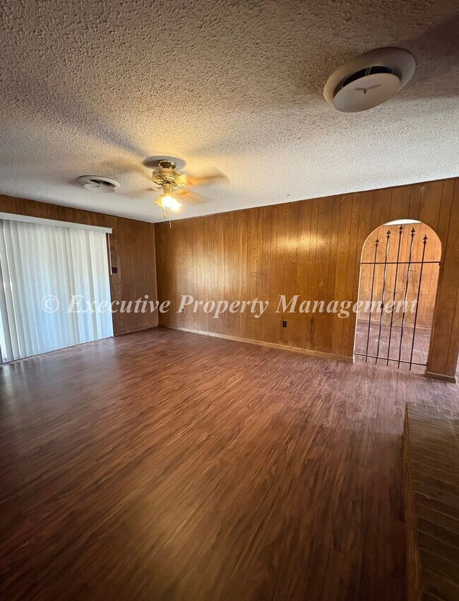 Building Photo - 7544 FM 2657