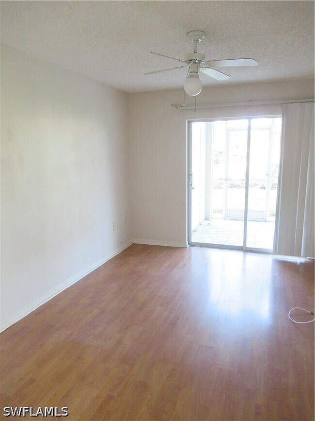 Building Photo - 441 Quail Forest Blvd