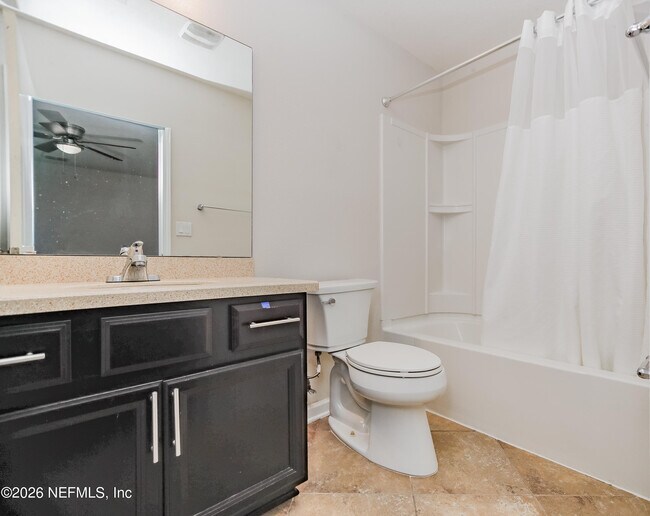 Building Photo - 577 Porta Rosa Circle