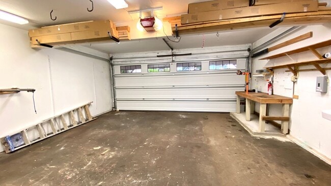 Building Photo - 92-1260 Kaleo Place